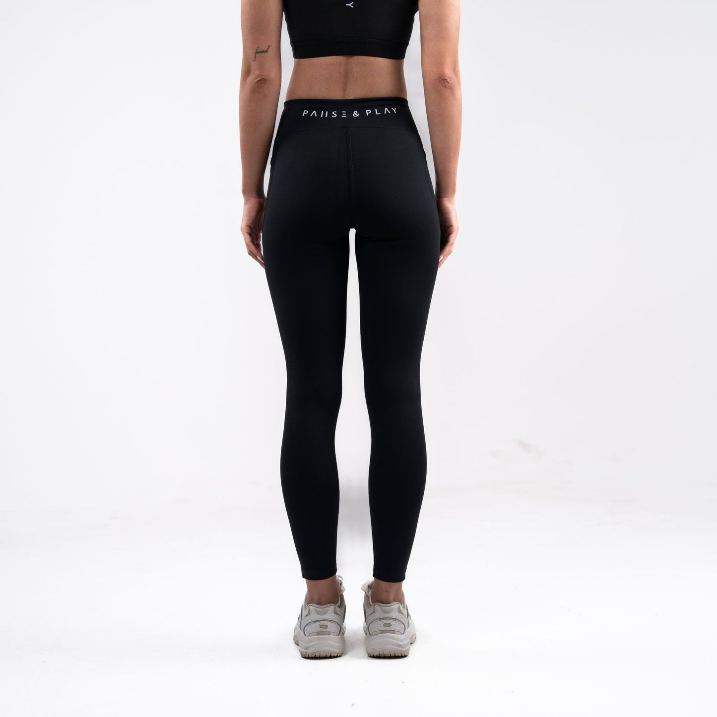 Women Essential Leggings 27 INCH - Black